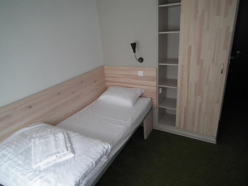 5A Hotel Services Koszalin Quarto foto