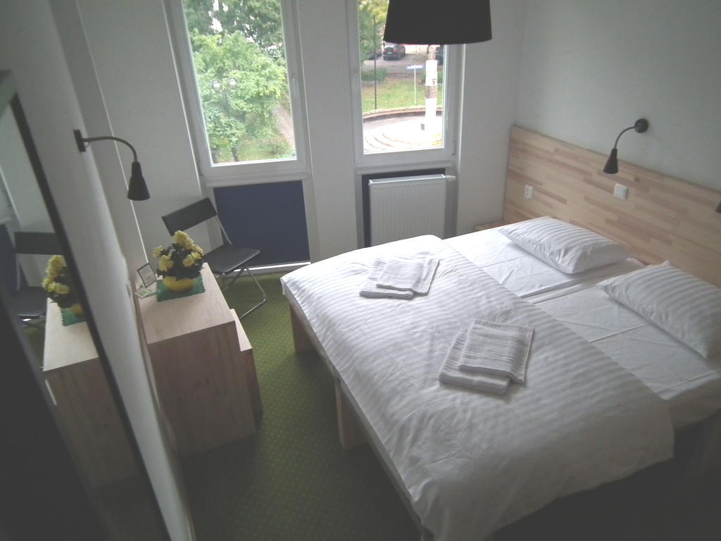 5A Hotel Services Koszalin Quarto foto